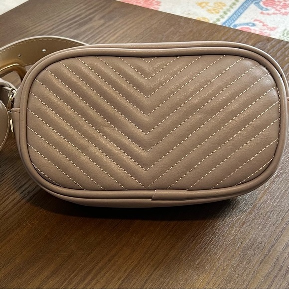 Unbranded Structured Fanny Pack / belt bag - Picture 7 of 8